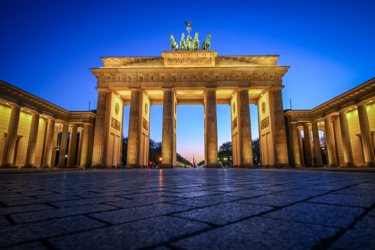 Weihnachten in Berlin mit Friedrichstadt-Palast 2025