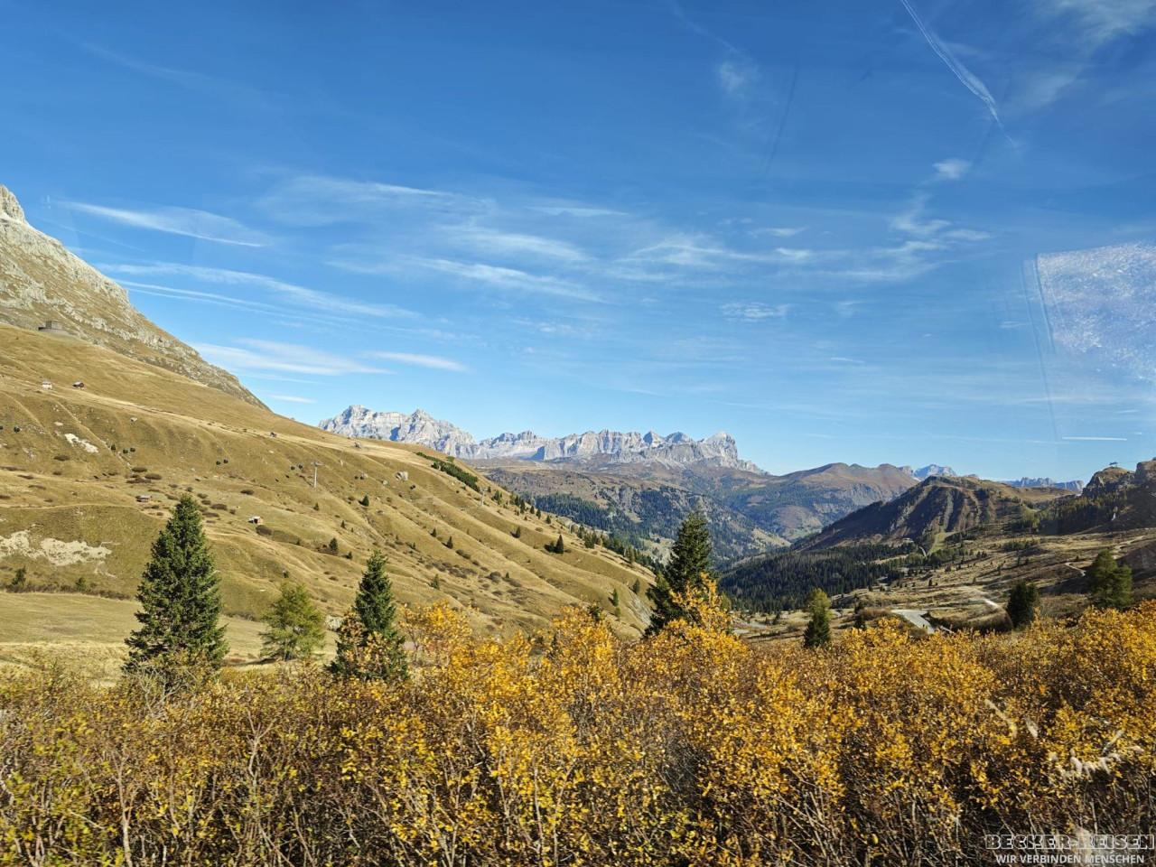 b2ap3_large_dolomiten-herbst F&uuml;nf Tage S&uuml;dtirol: Dolomitenblicke, Bozen und Sonne am Kalterer See - Reisejournal