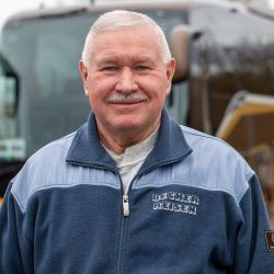 herr-becker-senior-41ae4d2d Becker-Reisen | &Uuml;ber uns